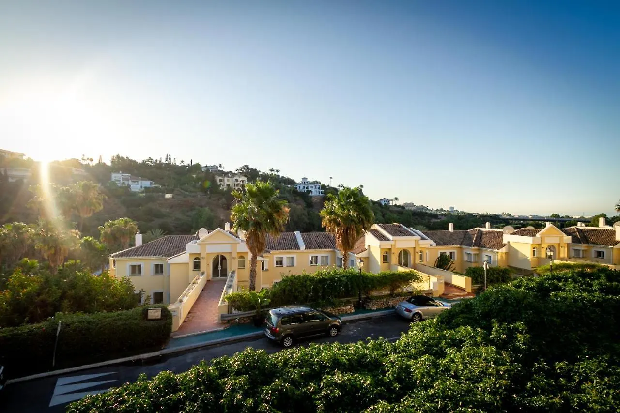 公寓 Marbella Banus Suites - La Quinta Cosy Flat With Fantastic Terrace 贝纳阿维斯 西班牙